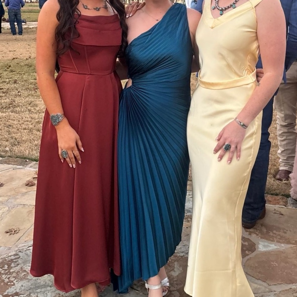 Elegant Teal Dress